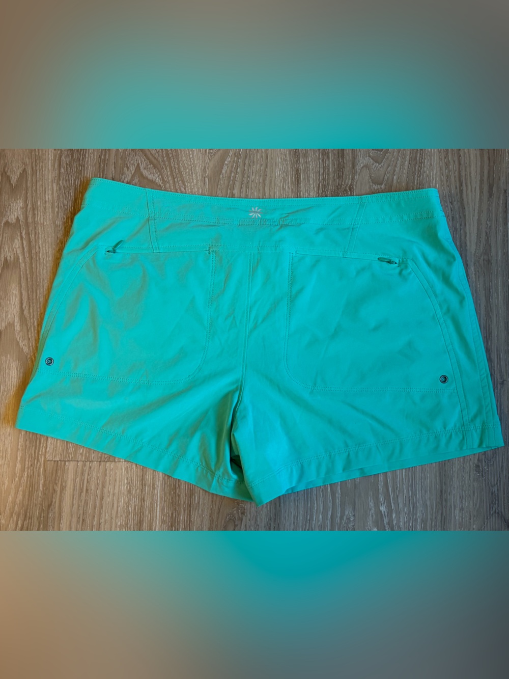 Athleta Women's Size 12 Sea Glass Green Trail Running Shorts Athletic